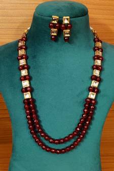 Red necklace-sets