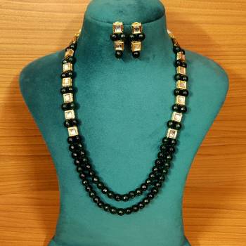 Green necklace-sets 1
