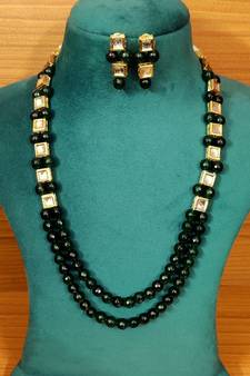 Green necklace-sets