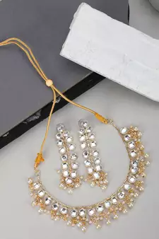 Gold cubic zirconia jewellery