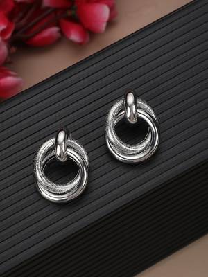 Silver pearl earrings 2