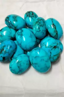 Natural Line Turquoise at Wholesale Rate 15.25 Ratti 13.89 Carat Oval Shape फिरोज़ा Loose Gemstone Jewelry Making 1 Pc