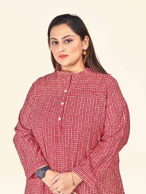 Stylish geometric print ladies long sleeves top-Maroon 4