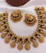 Alyesha Latest Stylish Choker Traditional Necklace Jewellery Set for Women