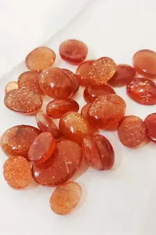 Natural Sunstone at Wholesale Rate 4.25 Ratti 3.86 Carat Oval Shape संग सितारा Loose Gemstone Astrologers Jewellers 1 Pc