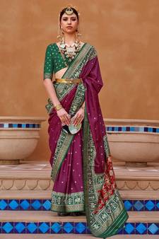 Magenta Printed Silk Blend Saree With Blouse