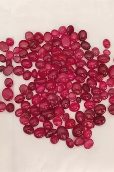 Natural Ruby at Wholesale Rate 9.25 Ratti 8.36 Carat Oval Shape माणिक Loose Gemstone for Astrology Purpose Ratan 1 Pcs