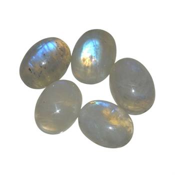 Natural Rainbow Moonstone at Wholesale Rate 3.25 Ratti 2.95 Carat Oval Shape चंद्रकांत Loose Gemstone Rashi Ratan 1 Pcs 2