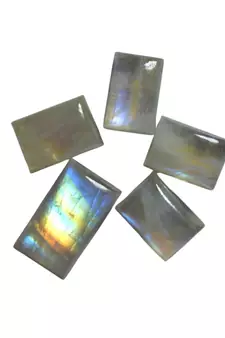 Natural Rainbow Moonstone at Wholesale Rate 8.25 Ratti 7.5 Carat Rectangle Shape चंद्रकांत Loose Gemstone Ratan 1 Pcs