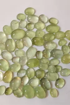 Natural Prehnite at Wholesale Rate 9.25 Ratti 8.36 Carat Oval Shape Loose Gemstone for Astrologers Jewellers Ratan 1 Pcs