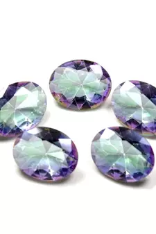 Natural Mystic Quartz at Wholesale Rate 7.25 Ratti 6.89 Carat Oval Shape Loose Gemstone For Astrologers Jewellers 1 Pcs