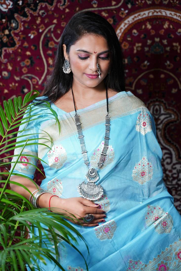 Snuggle Spot Women's Banarasi Silk Saree (Sky blue, 5-6mtrs)