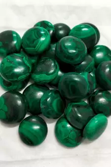 Natural Malachite at Wholesale Rate 11.25 Ratti 10.12 Carat Round Shape दाना फ़िरंग Loose Gemstone Jewelry Making 1 Pc