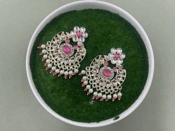 Gold Plated Stylish Pink Pearls Kundan Studded Jhumki Earrings 1