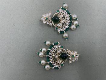 Gold Plated Floral Green Kundan Pearls Studded Jhumki Earrings 3