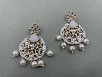 Gold Plated Floral White  Kundan Pearls Studded Jhumki Earrings 1