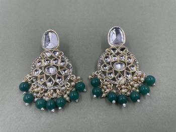 Gold Plated Stylish Green Pearls Kundan Studded Jhumki Earrings 1