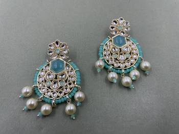Gold Plated Stylish Rama Green Pearls Kundan Studded Jhumki Earrings 2