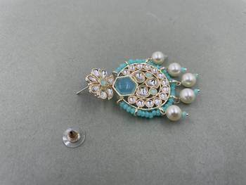 Gold Plated Stylish Rama Green Pearls Kundan Studded Jhumki Earrings 4