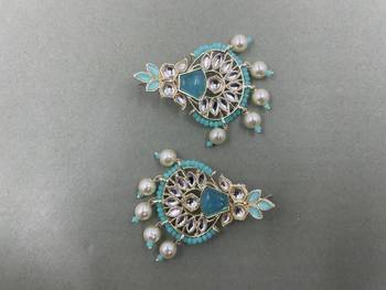 Gold Plated Stylish Rama Green Pearls Kundan Studded Jhumki Earrings 3