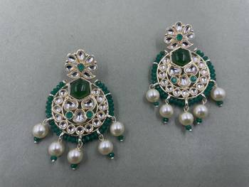 Gold Plated Stylish Green Pearls Kundan Studded Jhumki Earrings 2