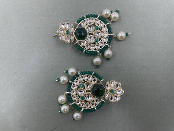 Gold Plated Stylish Green Pearls Kundan Studded Jhumki Earrings 3