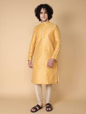 Tabard Yellow embroidered silk blend kurta 4
