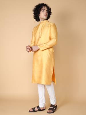 Tabard Yellow embroidered jacquard kurta 4