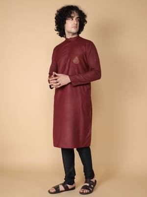 Tabard Maroon embroidered cotton kurta 4