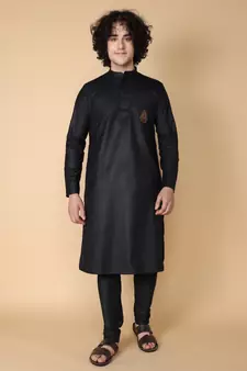 Tabard Black embroidered cotton kurta