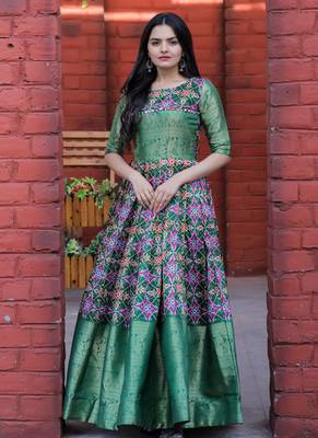 Green Jacquard  Silk With Beautiful Patola Print & Peacock Weaving Work Gown 2