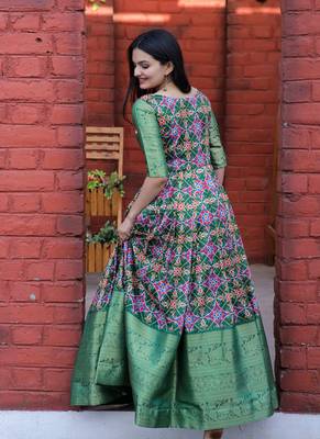 Green Jacquard  Silk With Beautiful Patola Print & Peacock Weaving Work Gown 4
