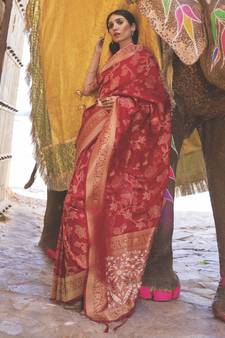Maroon Woven Silk Blend Saree With Blouse