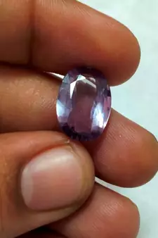 Alexandrite at Wholesale Rate Fine Quality 6.25 Ratti 5.68 Carat Oval Shape Loose Gemstone for Astrology Purpose 1 Pcs