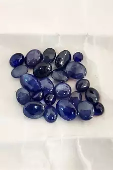 Natural Blue Sapphire at Wholesale Rate Fine Quality 12.25 Ratti 11 Carat Cabachon Oval Shape Loose Gemstone 1 Pcs