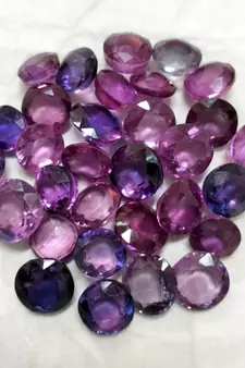 Alexandrite at Wholesale Rate Fine Quality 10.25 Ratti 9.25 Carat Round Shape Loose Gemstone for Jewelry Making 1 Pcs