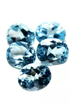 Natural Blue Topaz at Wholesale Rate Fine Quality 5.25 Ratti 4.77 Carat Oval Shape Loose Gemstone 1 Pcs