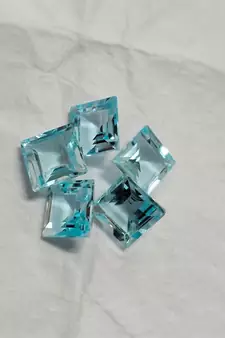 Natural Blue Topaz at Wholesale Rate Fine Quality 2.25 Ratti 2.04 Carat Princess Shape Loose Gemstone 1 Pcs