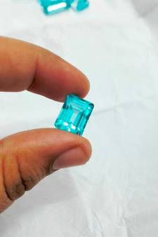 Natural Blue Topaz at Wholesale Rate Fine Quality 5.25 Ratti 4.77 Carat Rectangle Shape Loose Gemstone 1 Pcs
