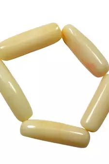 Natural White Coral at Wholesale Rate 4.25 Ratti 3.86 Carat Capsule Shape मूंगा Loose Gemstone for Jewelry Making 1 Pcs