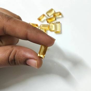 Natural Citrine at Wholesale Rate Fine Quality  12.25 Ratti 11 Carat Rectangle Shape Sunela Loose Gemstone 1 Pcs 4