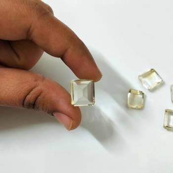 Natural Citrine at Wholesale Rate Fine Quality 4.25 Ratti 3.86 Carat Square Shape Sunela Loose Gemstone 1 Pcs 4