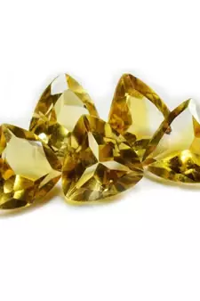 Natural Citrine at Wholesale Rate Fine Quality 3.25 Ratti 2.95 Carat Trillion Shape Sunela Loose Gemstone 1 Pcs
