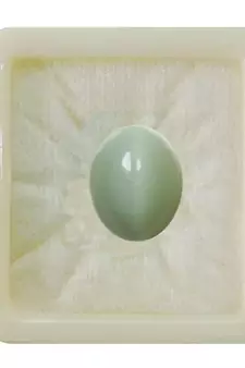 Natural White Cats Eye at Wholesale Rate 5.25 Ratti 4.77 Carat Oval Shape Lehsuniya Loose Gemstone 1 Pcs