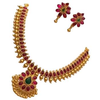 Alyesha Latest Stylish Choker Traditional Necklace Jewellery Set for Women 2