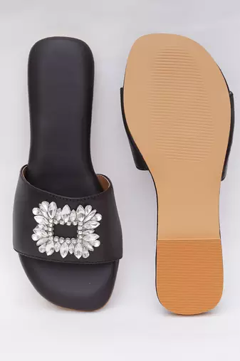 Black Brooch Flats