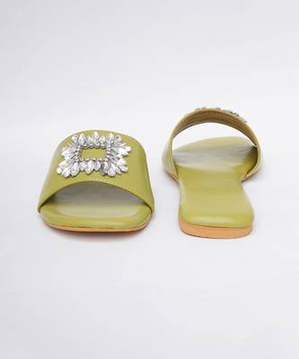 Green Brooch Flats 3