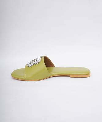 Green Brooch Flats 5