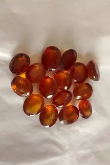 Natural Ceylon Hessonite at Wholesale Rate Fine Quality 5.25 Ratti 4.77 Carat Ceylon Oval Shape Loose Gemstone 1 Pcs
