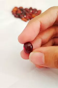 Natural Hessonite at Wholesale Rate Fine Quality 4.25 Ratti 3.86 Carat Cabochon Oval Shape Loose Gemstone 1 Pcs